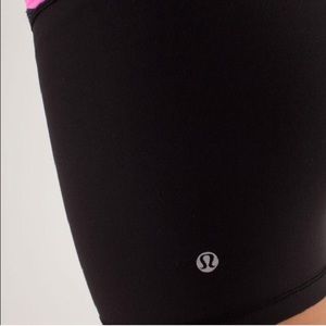 Lululemon Reversible Groove Shorts Size 6 Black